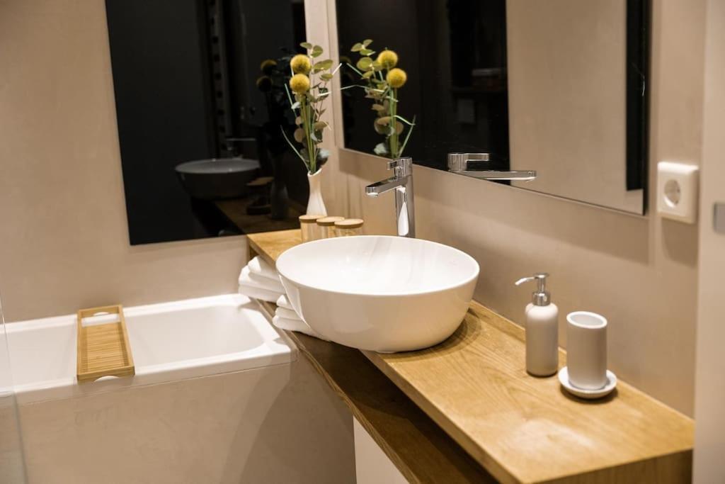 Wohlfuehloase In Perfekter Lage Apartment Stuttgart Ngoại thất bức ảnh